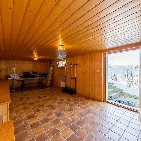 Chalet Montanara 넨다즈